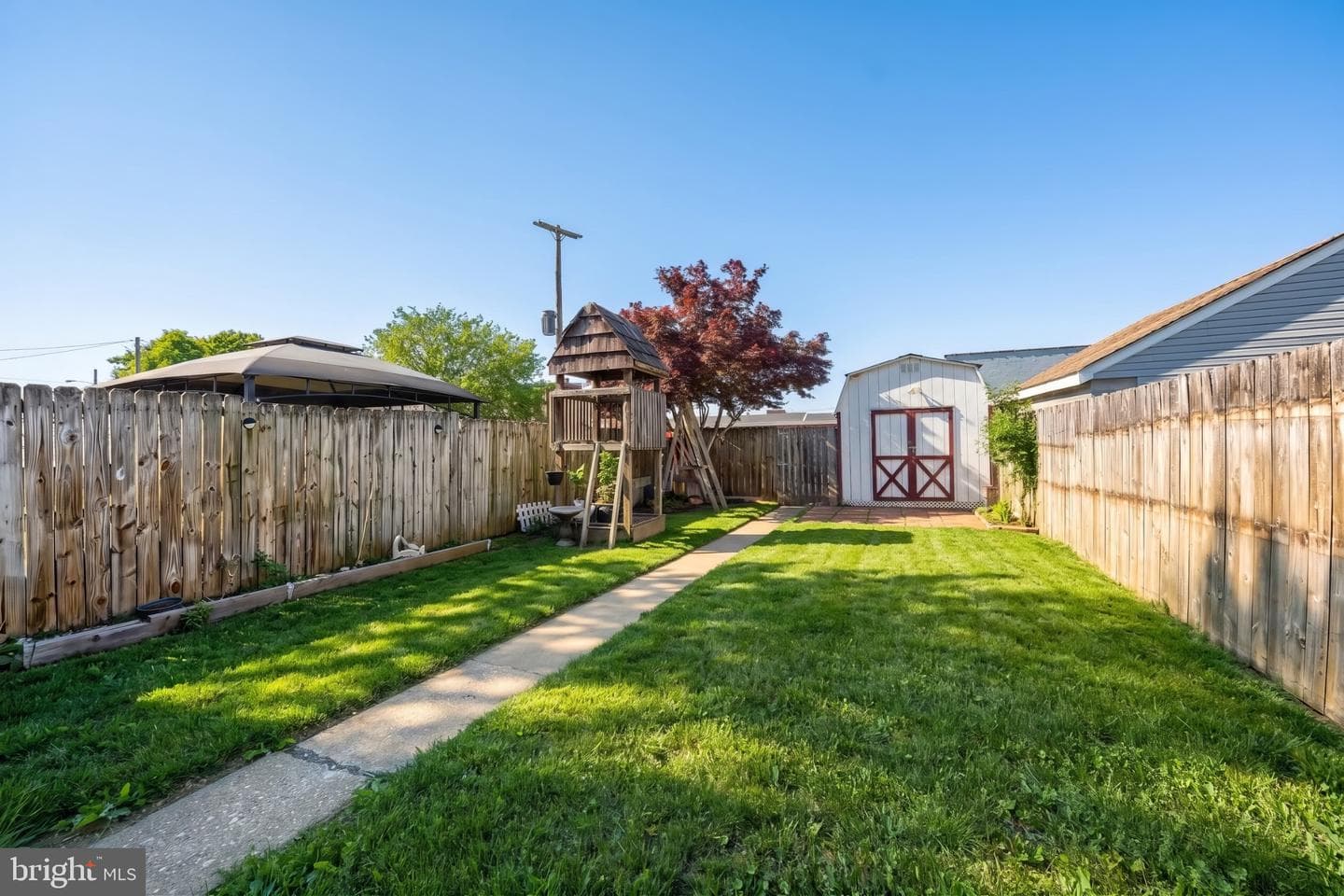 945 E Prospect Street photo 29