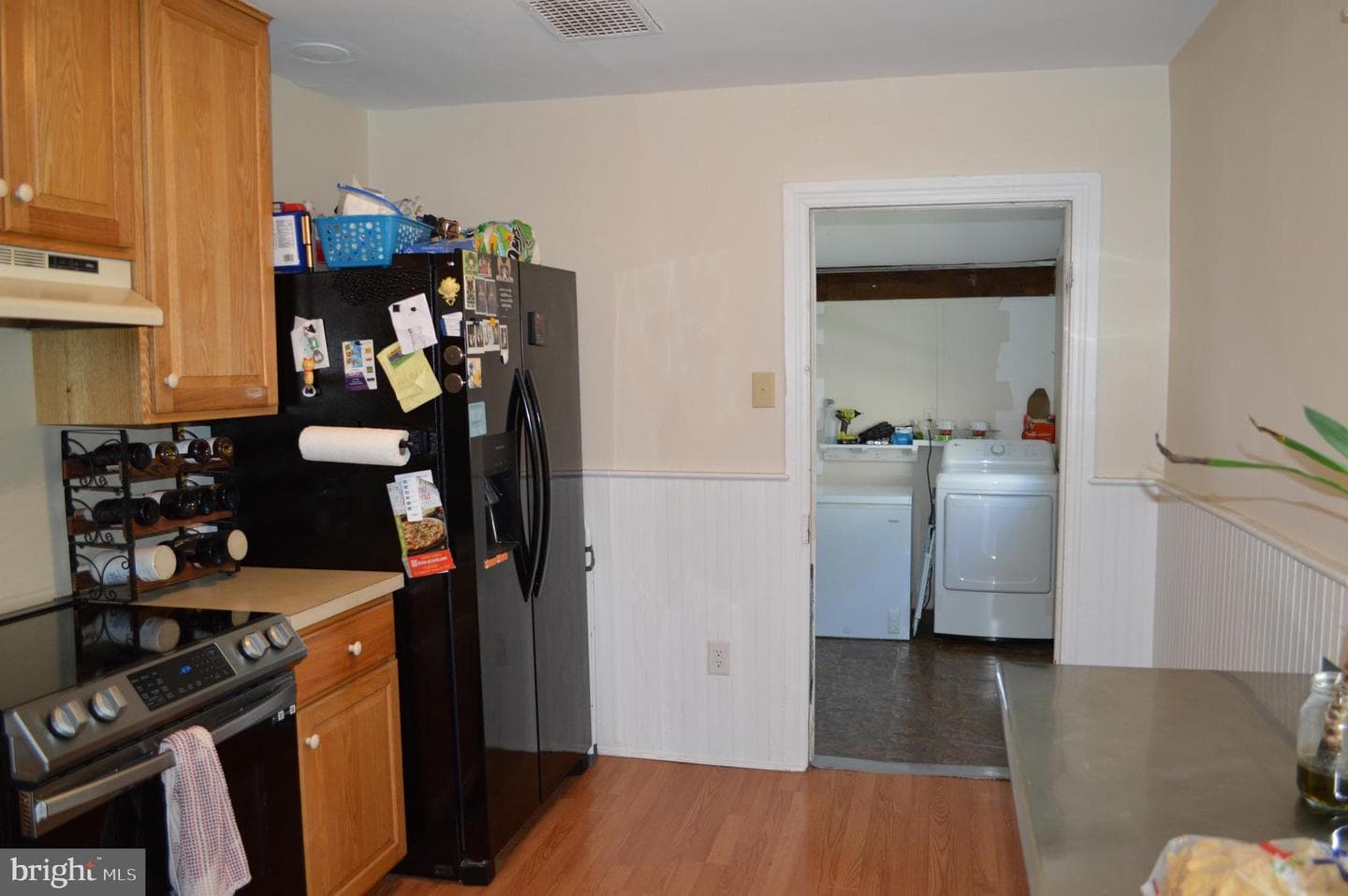 229 Locust Street photo 15