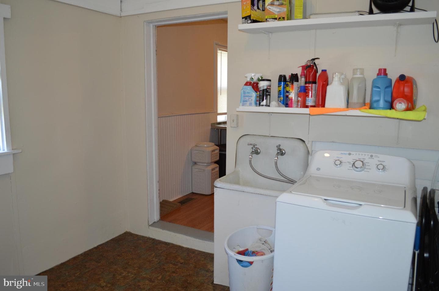 229 Locust Street photo 17