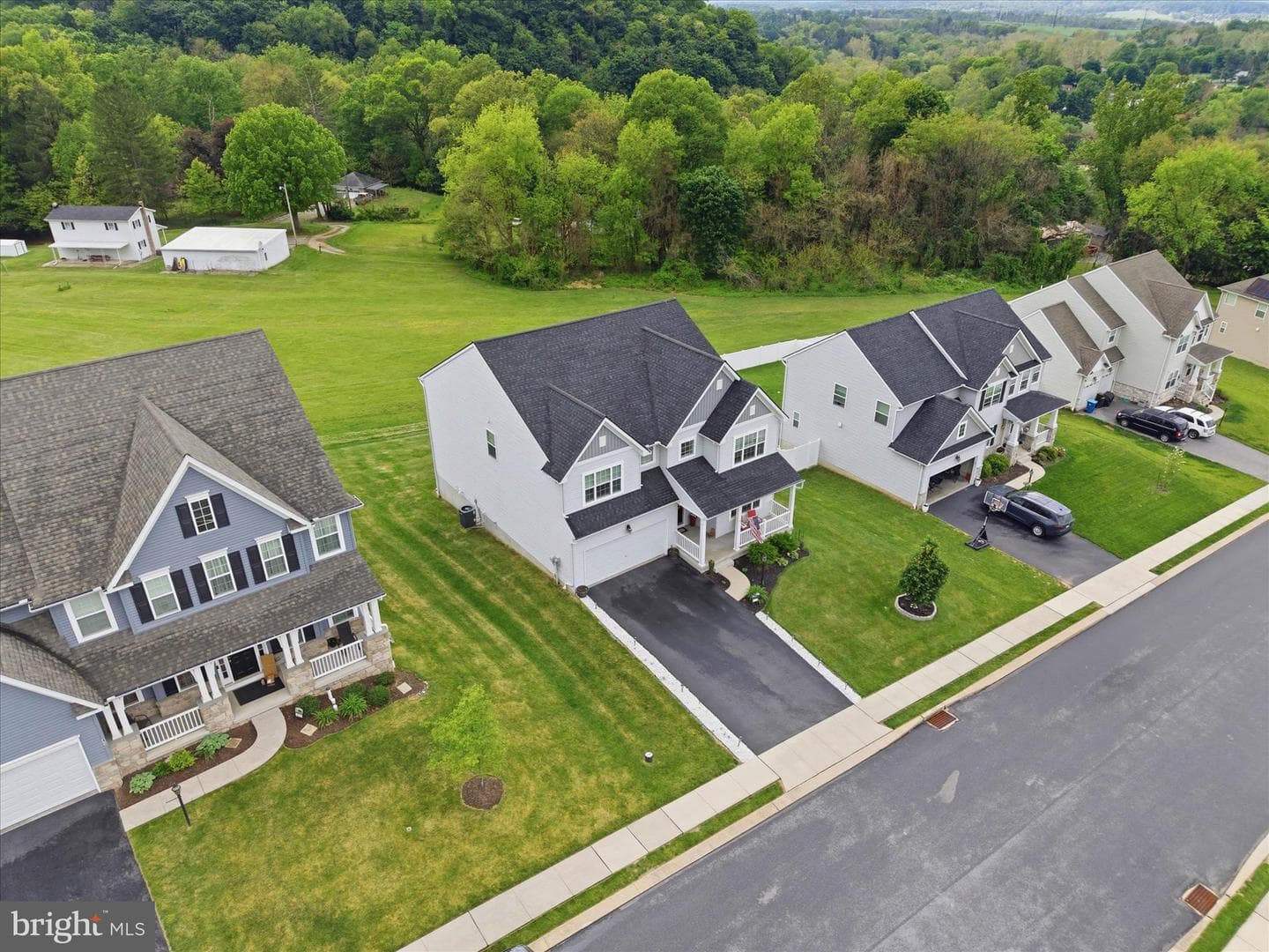 60 Blaine Drive photo 59