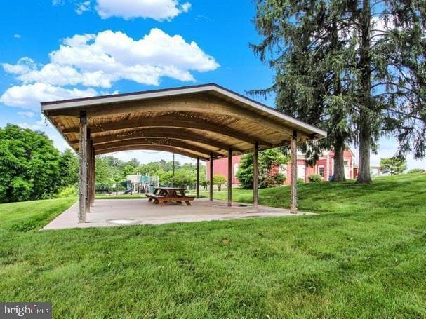 60 Blaine Drive photo 65