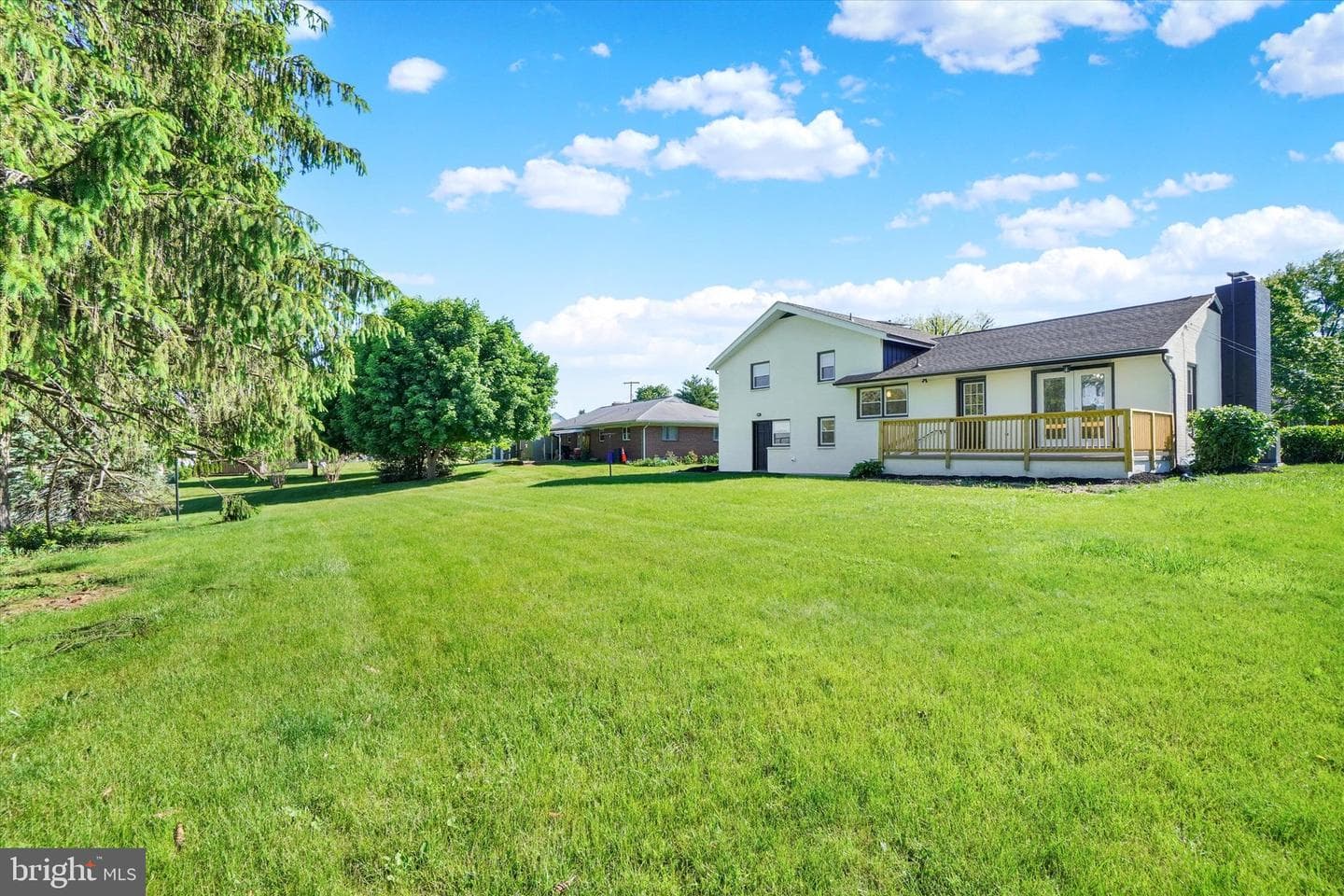 2330 Birch Road photo 29