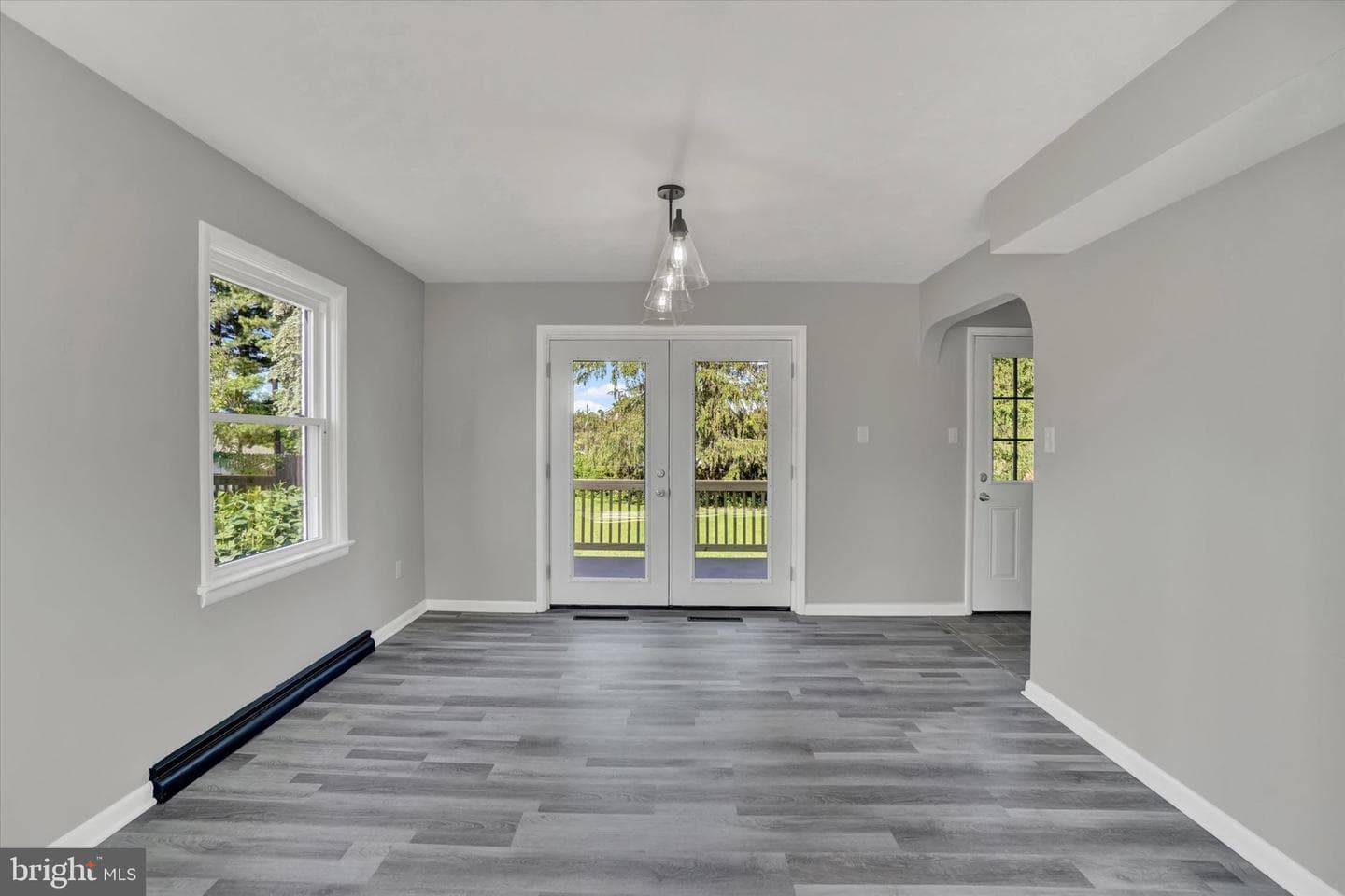 2330 Birch Road photo 7