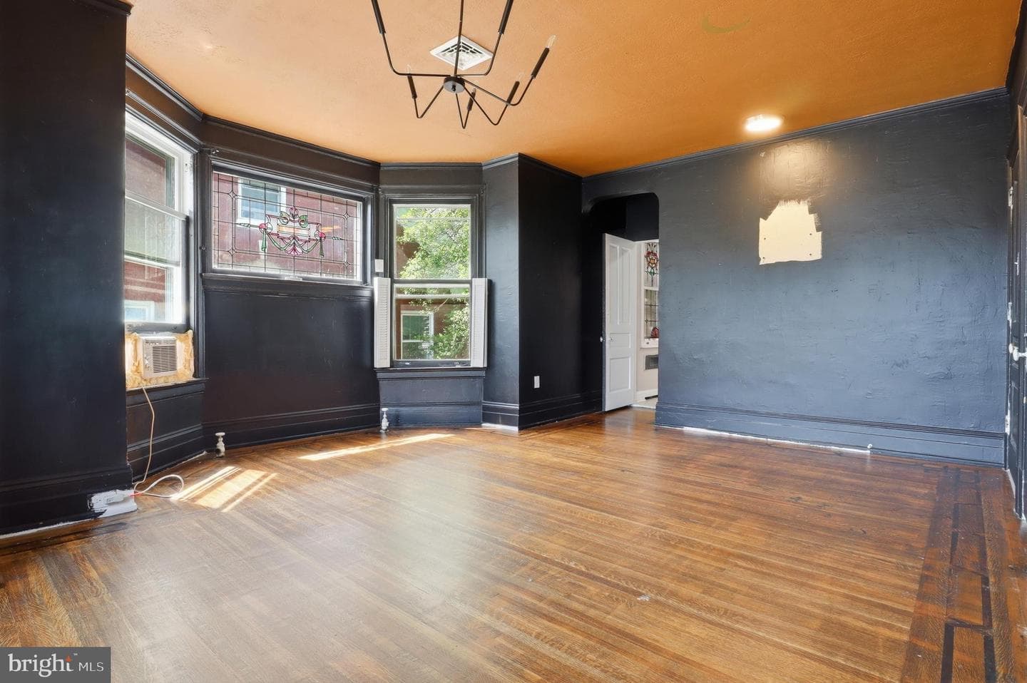 121 W Springettsbury Avenue photo 50