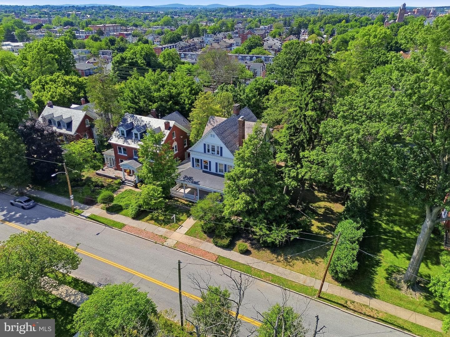 121 W Springettsbury Avenue photo 8