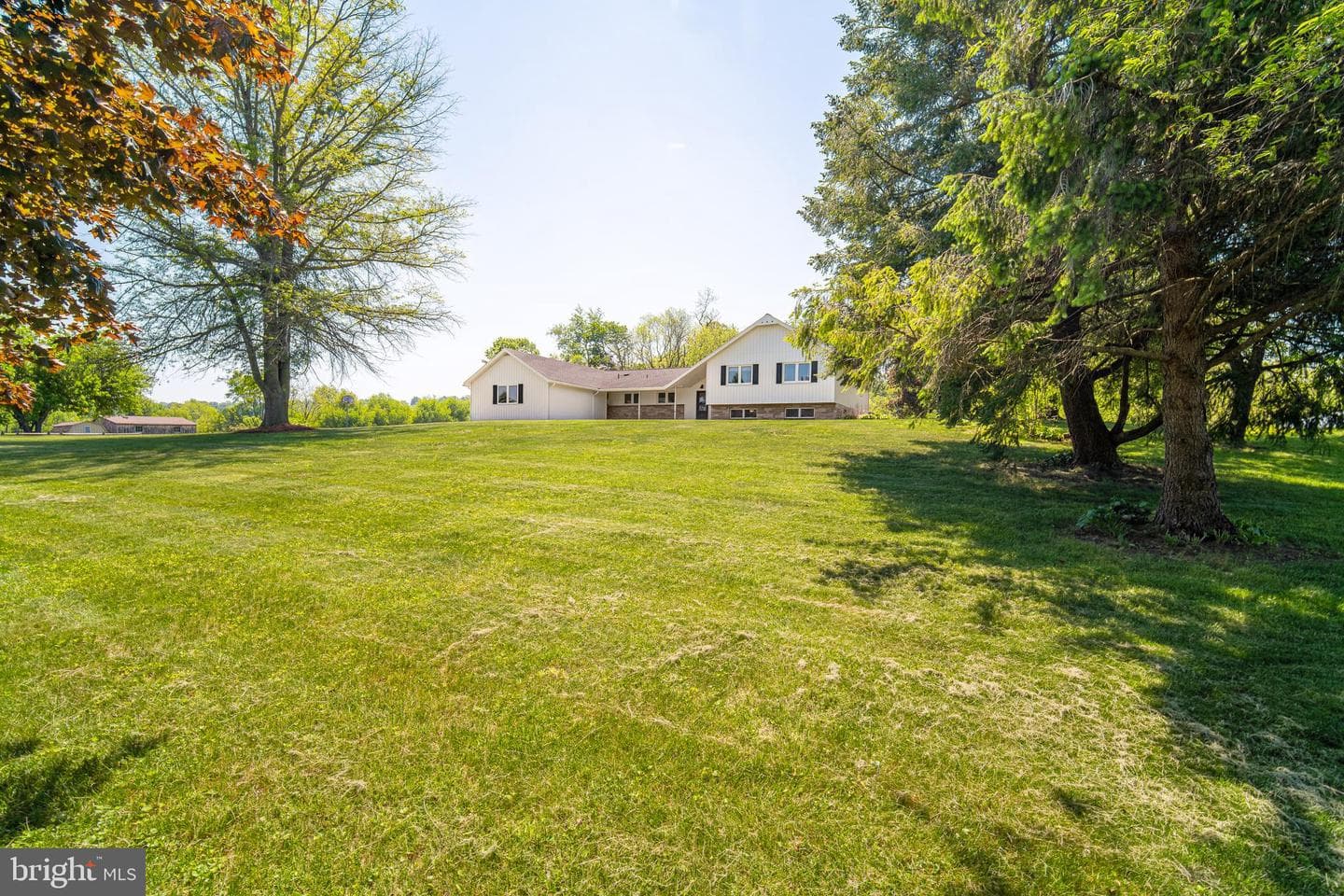 49 Willow Creek Road photo 66
