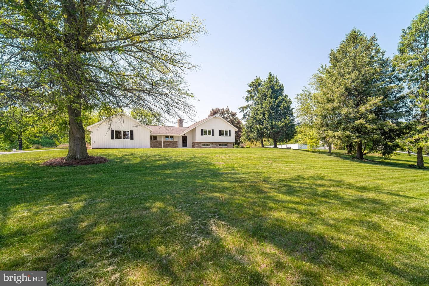 49 Willow Creek Road photo 67
