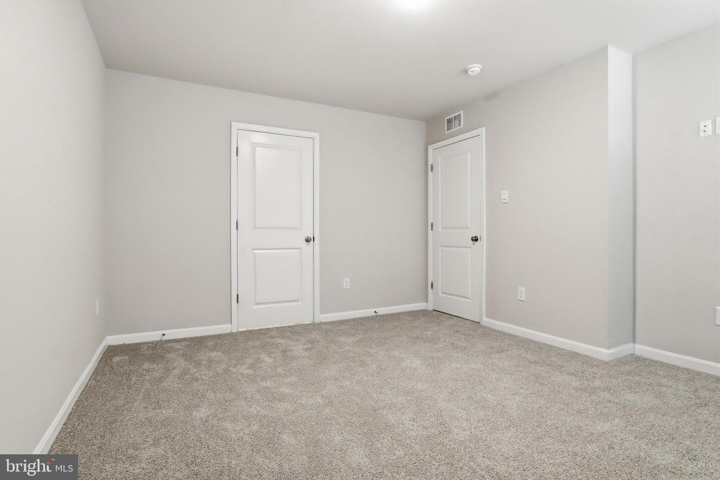 410 Maple Run Drive photo 24