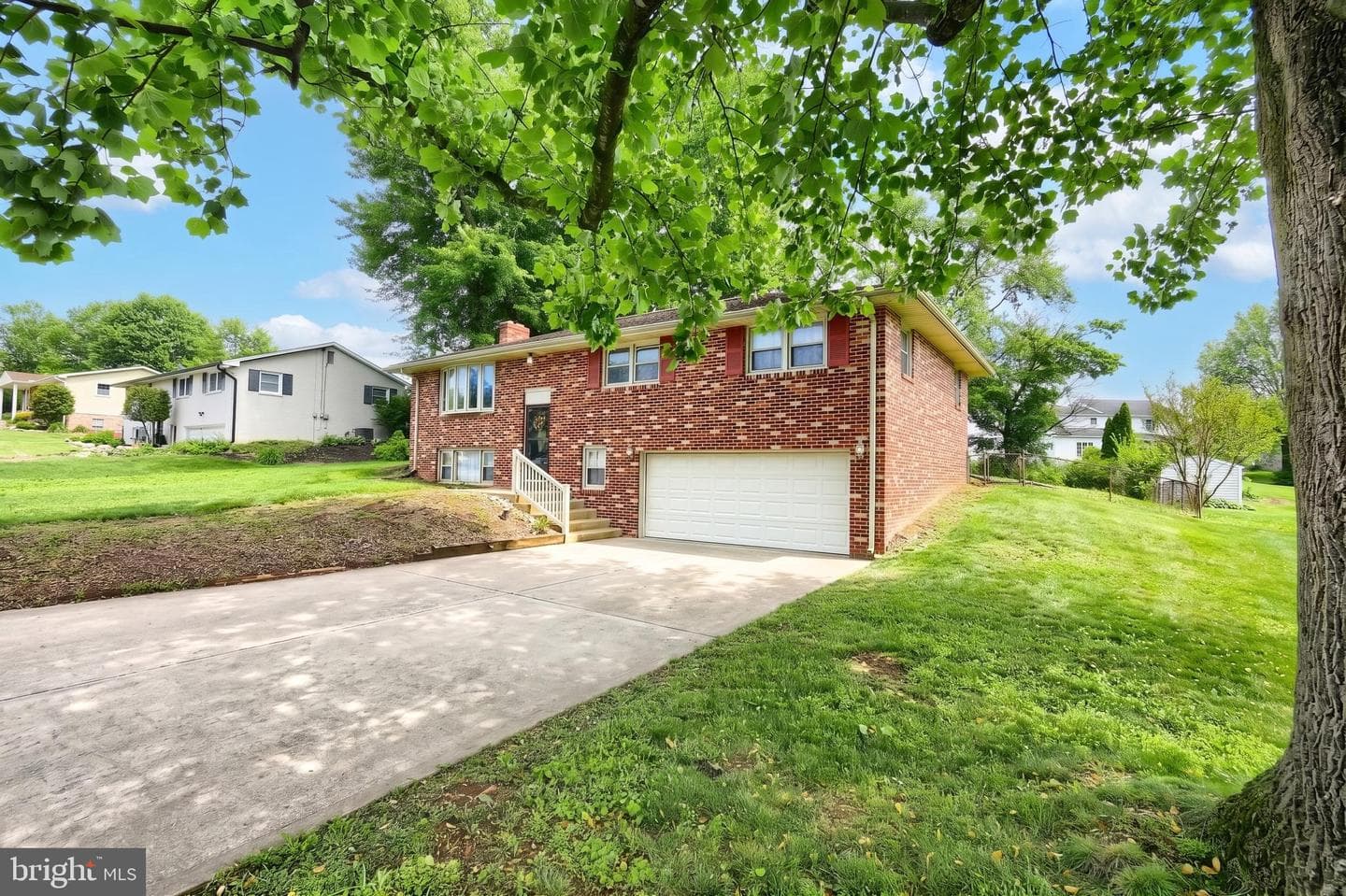 2090 Loman Drive photo 8