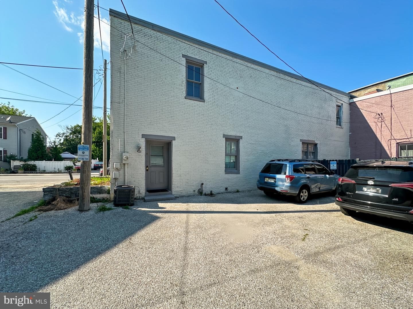 408 W Princess Street photo 36