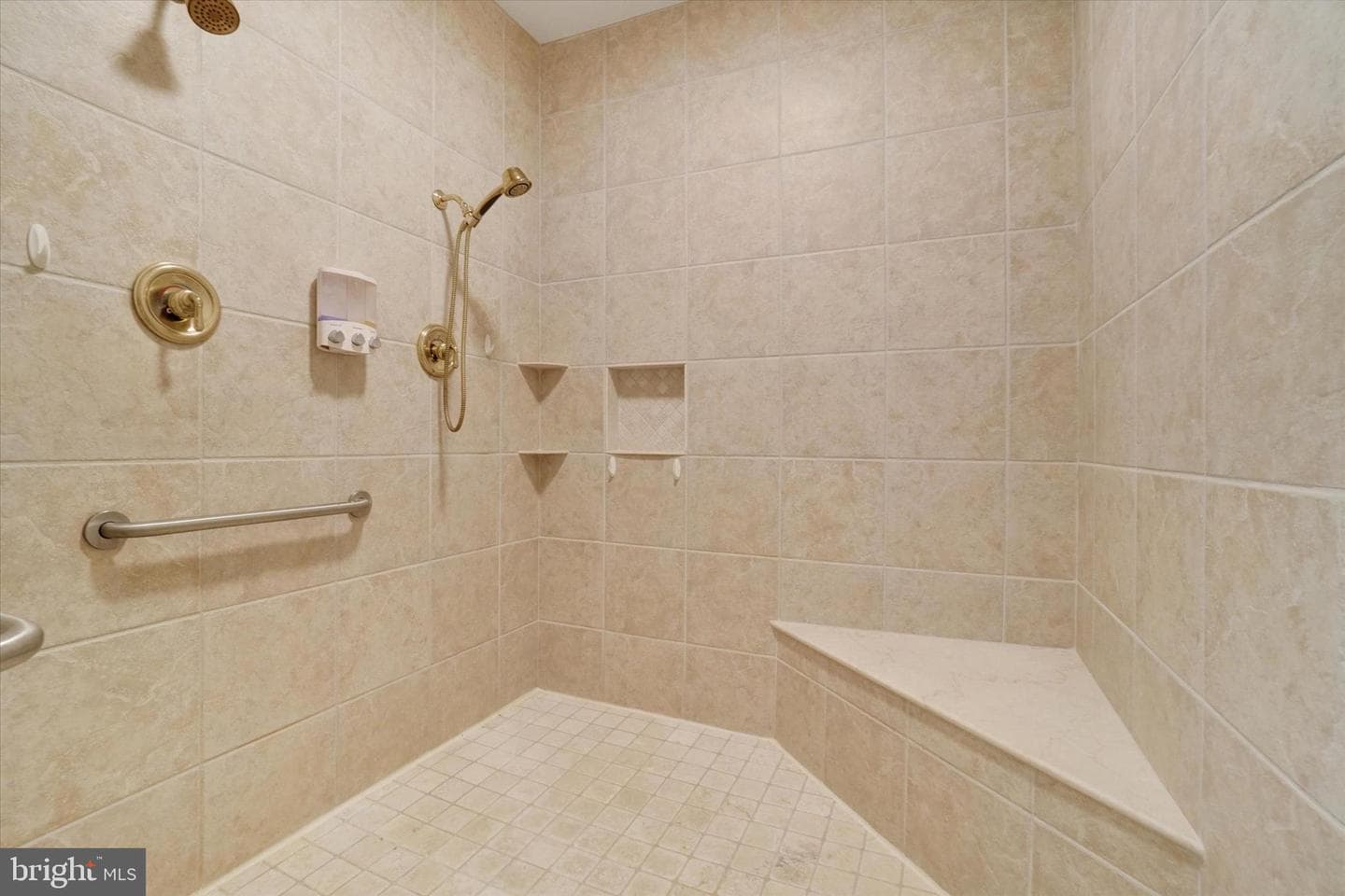 4192 Evergreen Rd photo 29