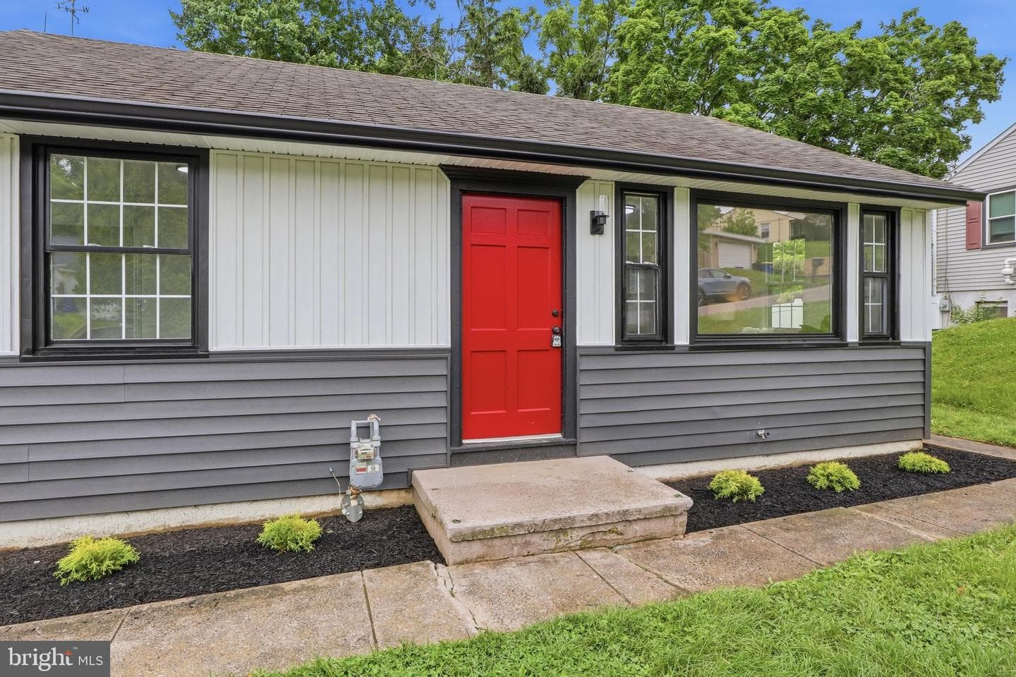 1208 Overbrook Drive photo 3