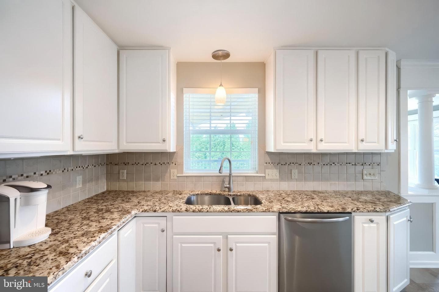 19 Rebecca Lane photo 18