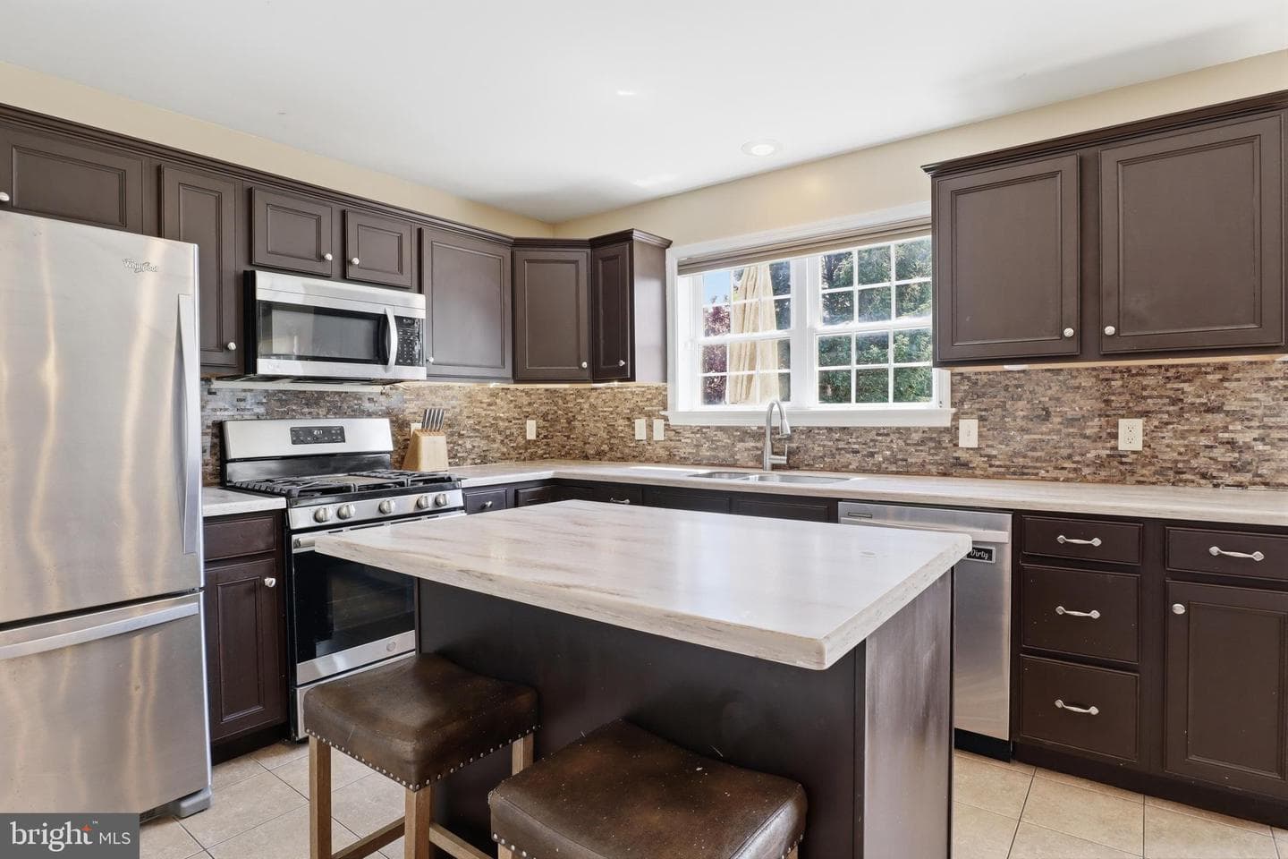 560 Nantucket Drive photo 13