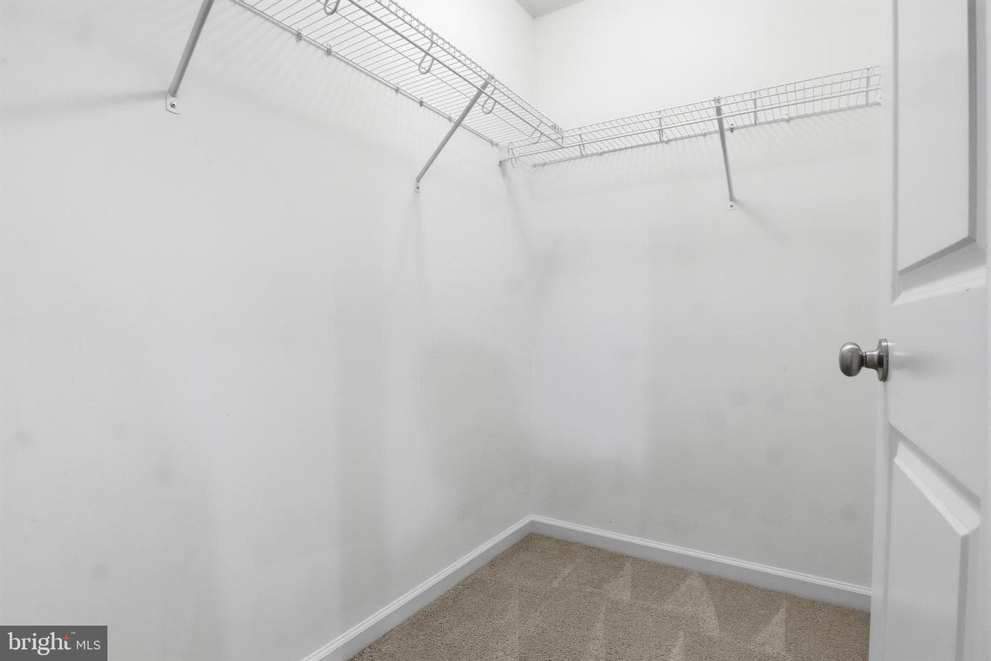 48 Holstein Drive photo 33