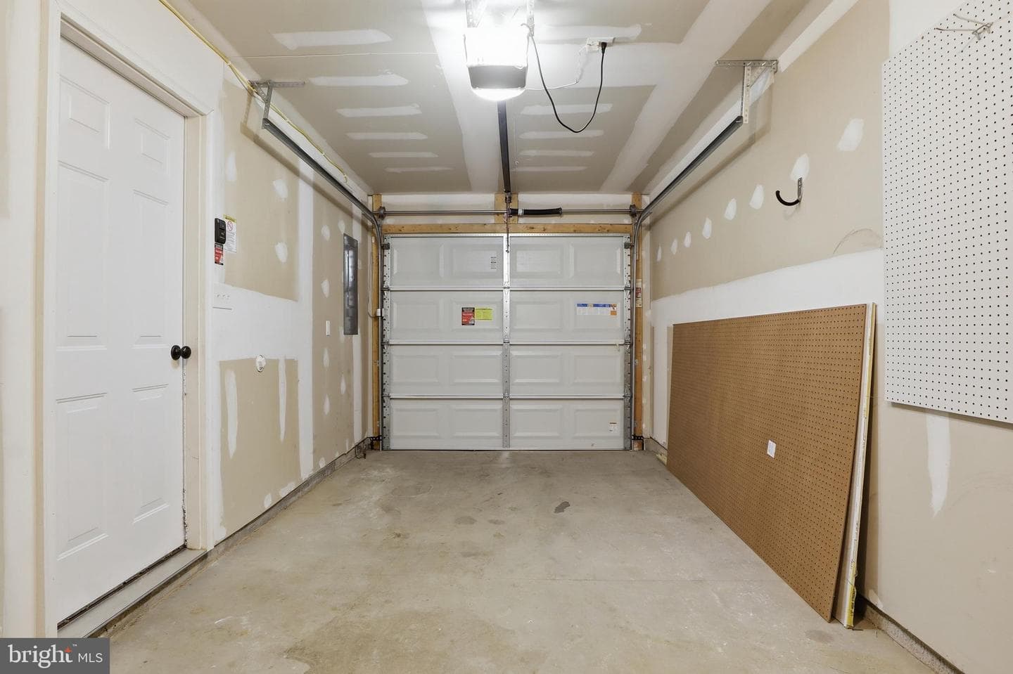 48 Holstein Drive photo 39