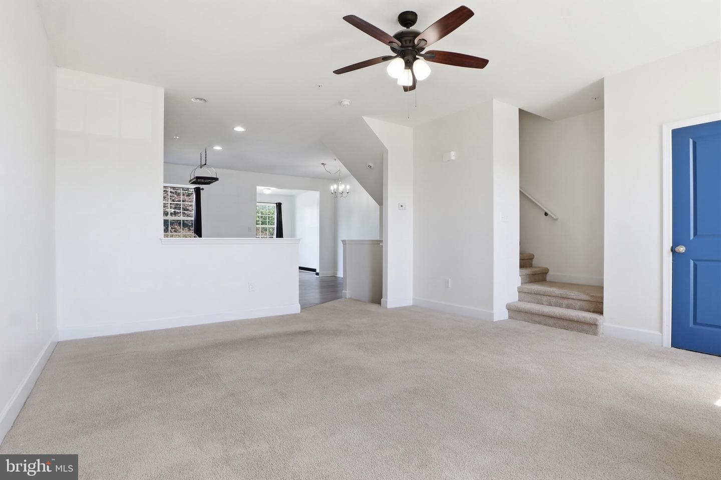 48 Holstein Drive photo 8