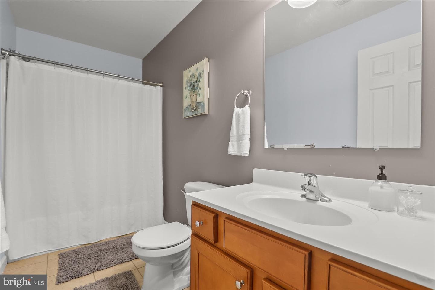 135 Surrey Lane photo 30