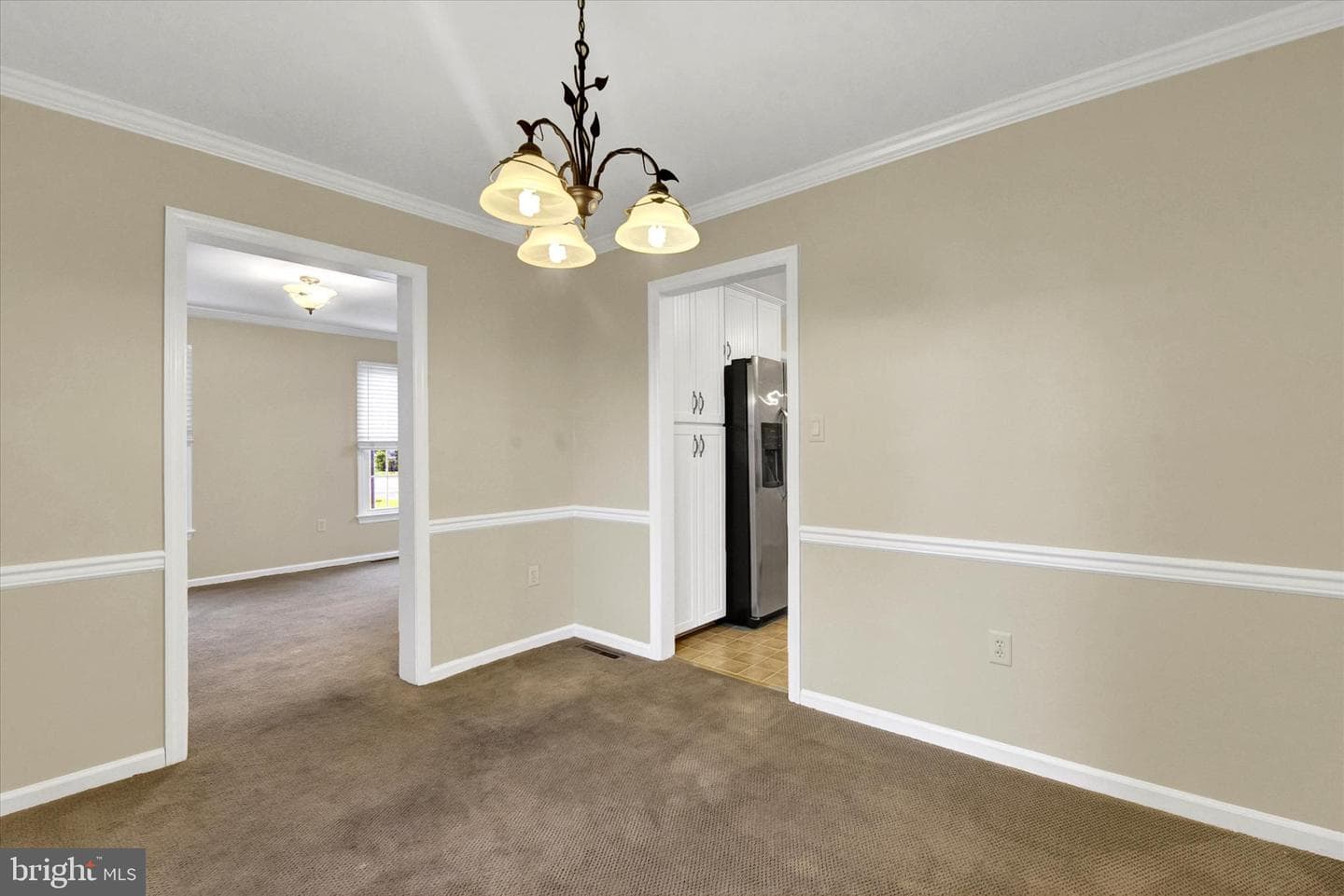 2780 Carlton Place photo 11