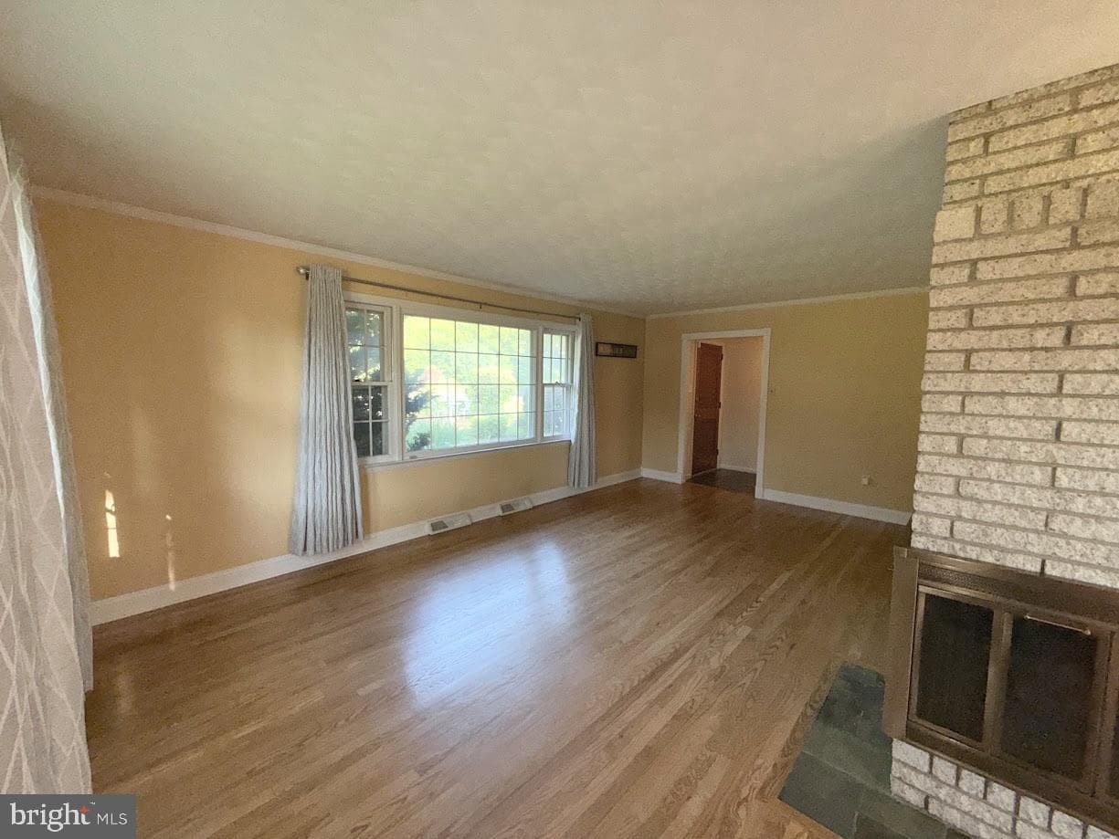 1589 Hollywood Parkway photo 12