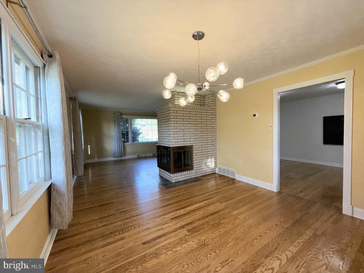 1589 Hollywood Parkway photo 15
