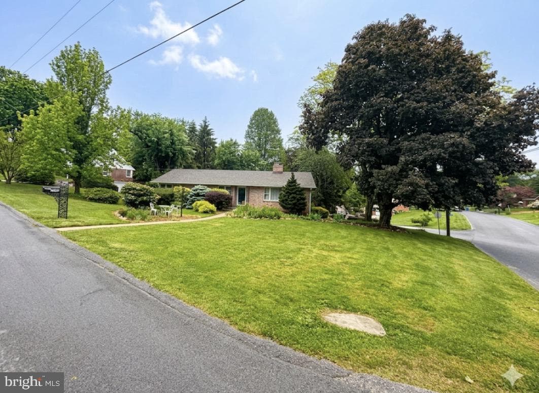 1589 Hollywood Parkway photo 3