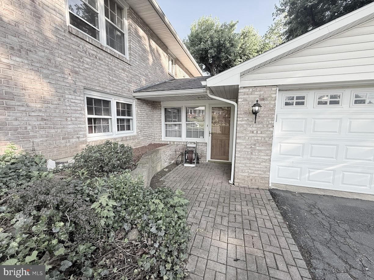 1589 Hollywood Parkway photo 37