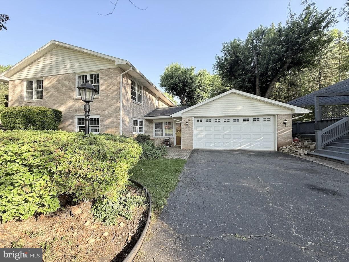 1589 Hollywood Parkway photo 38