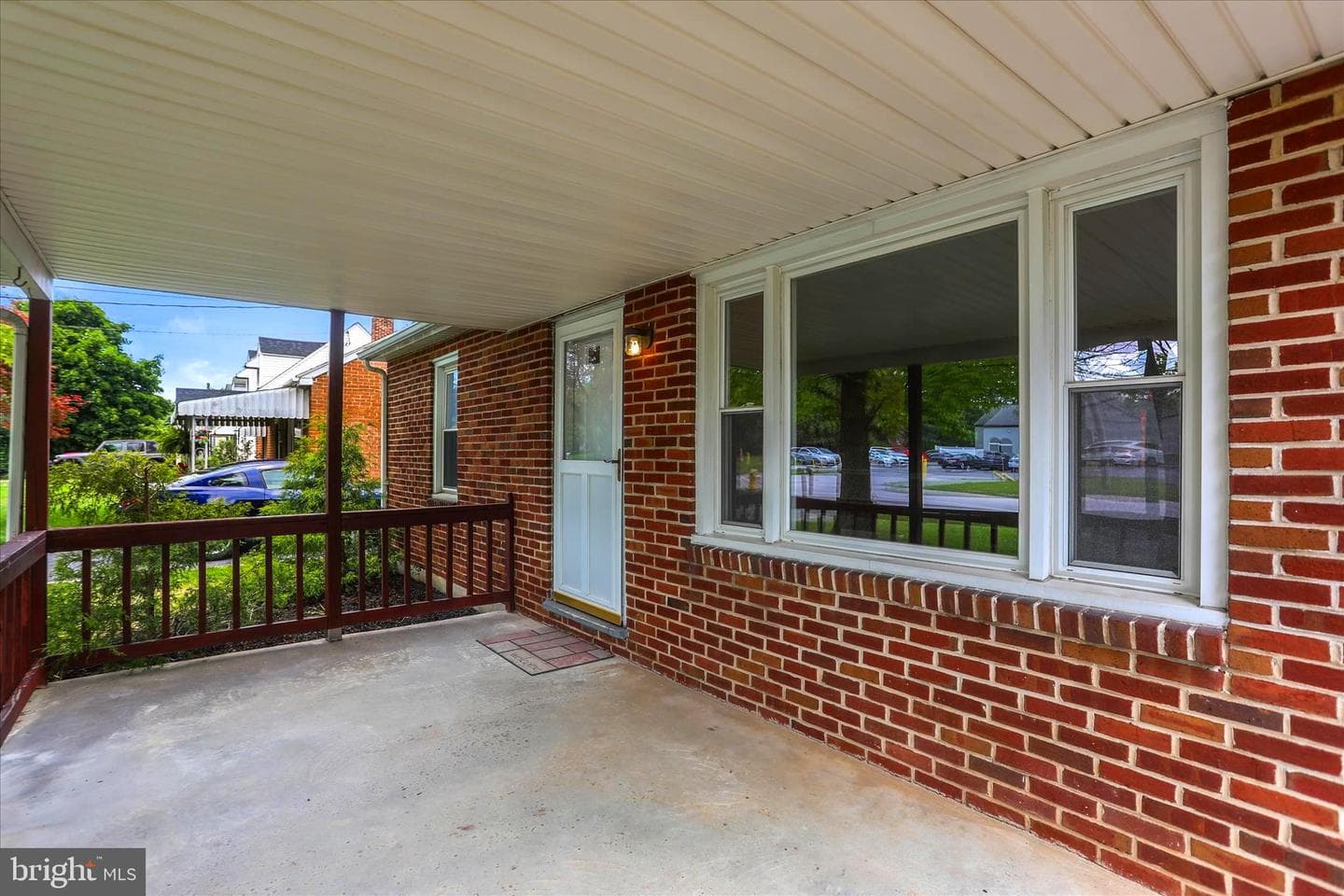 2515 N George St photo 2