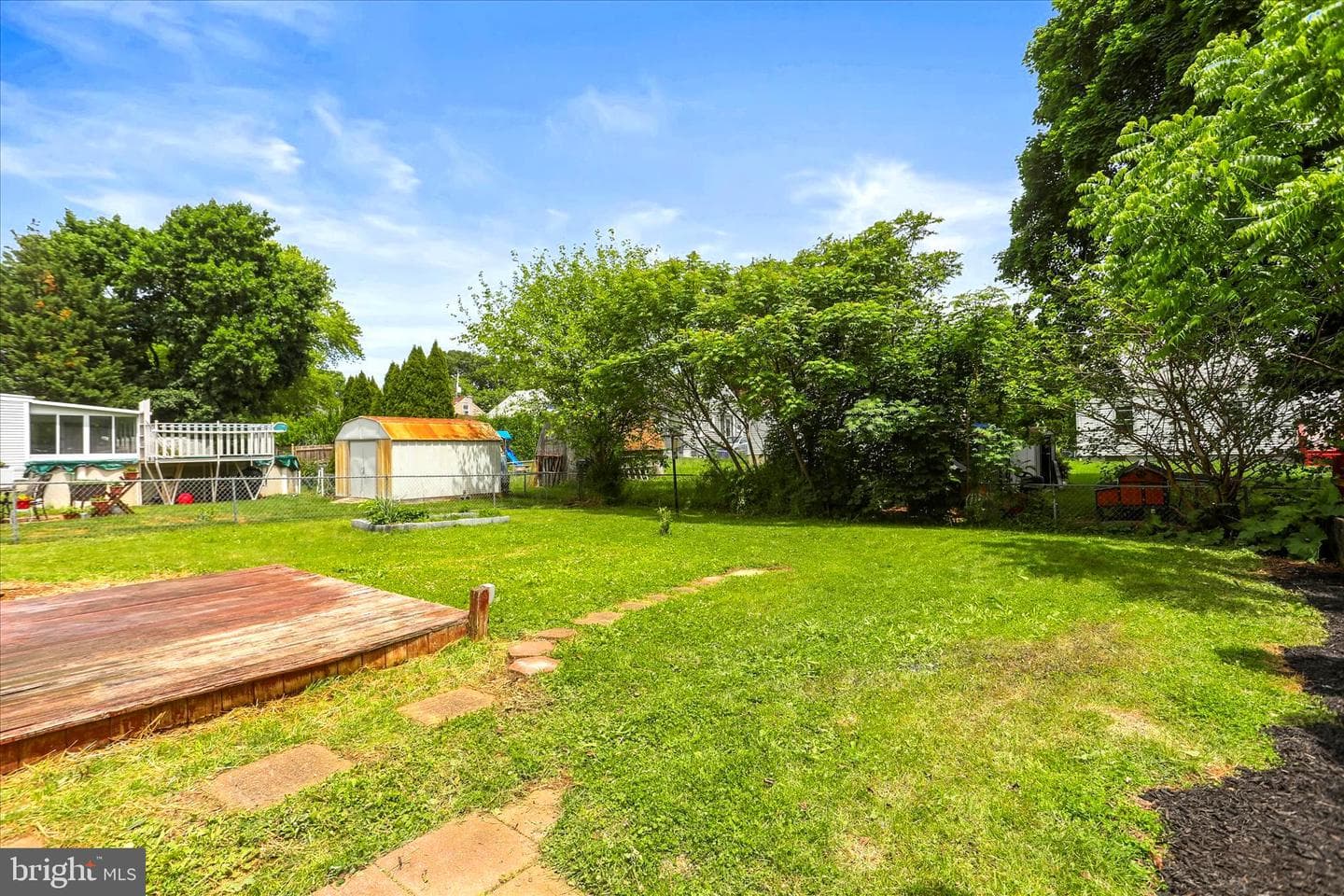 2515 N George St photo 26