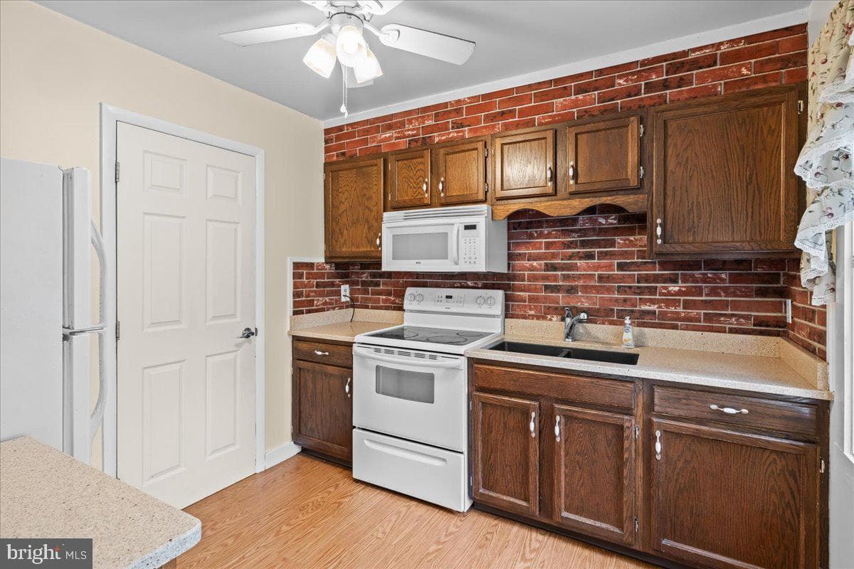 170 White Dogwood Drive photo 10