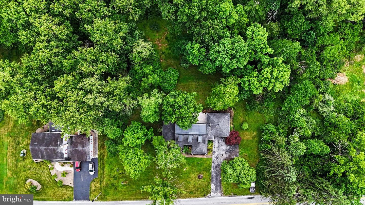 1150 S York Road photo 38