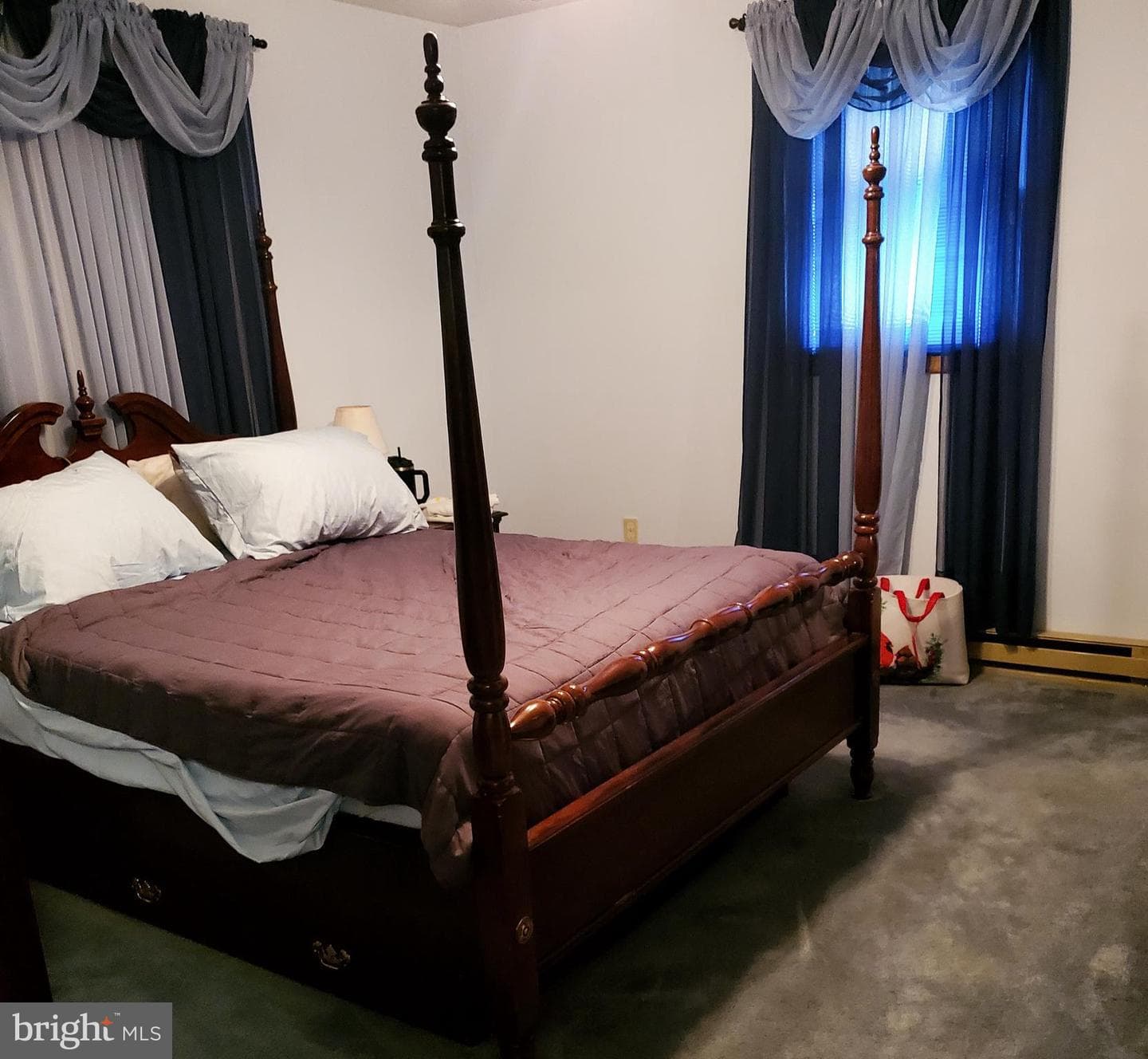 2111 Pineview Circle photo 5