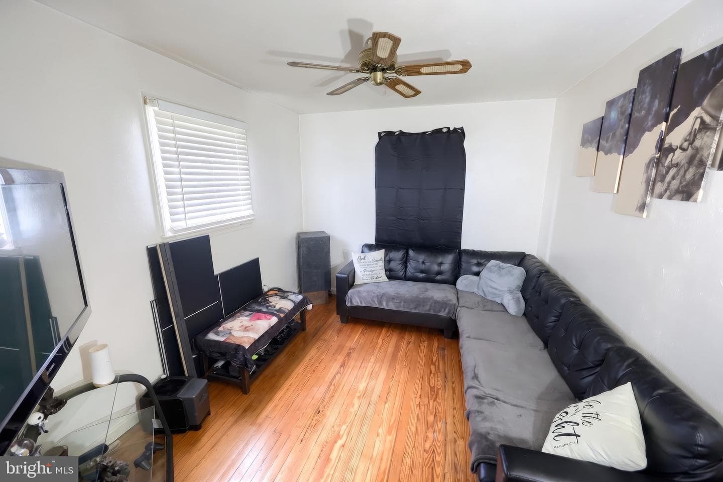 1545 Stanton Street photo 8