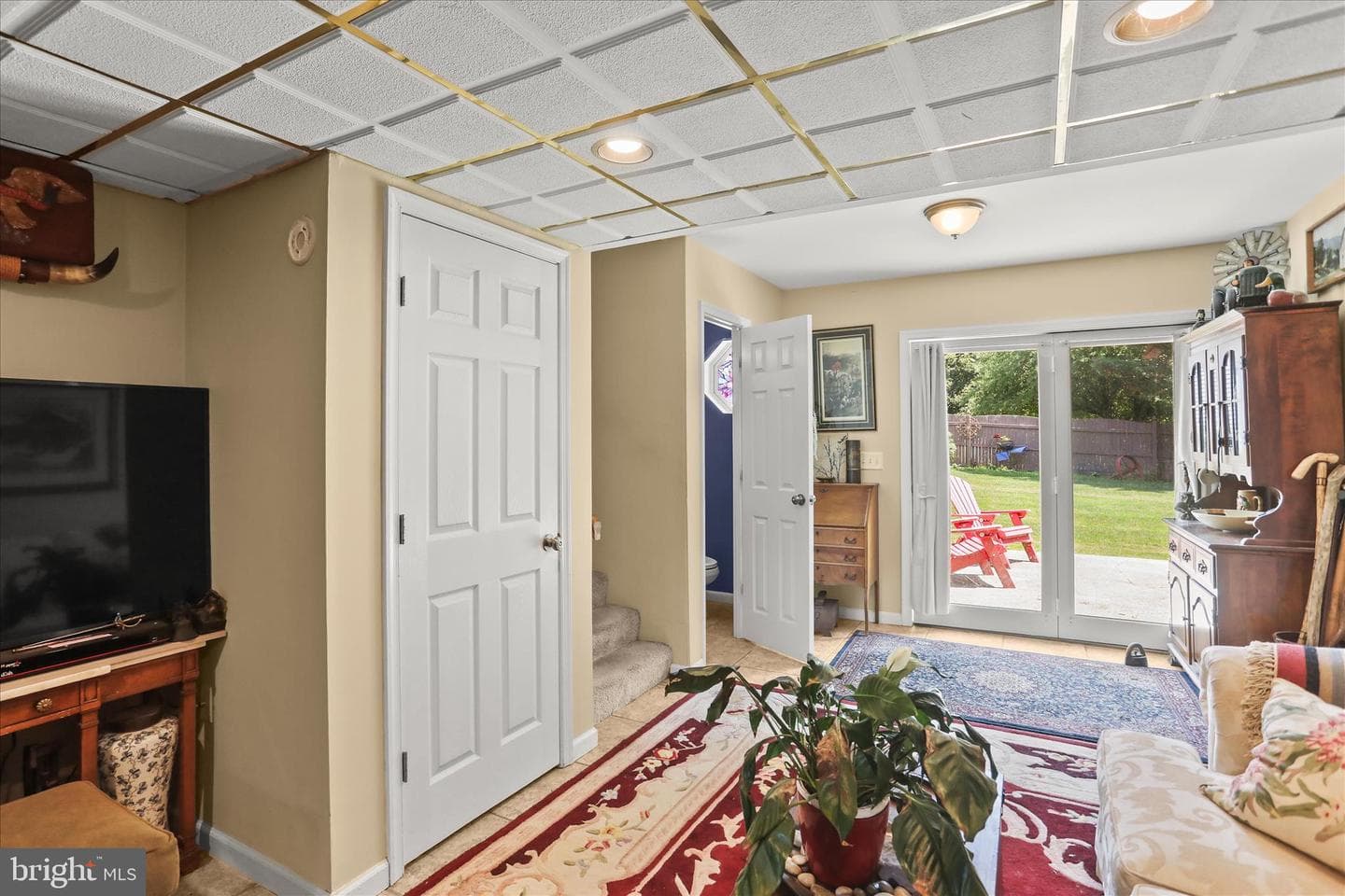17 Ecker Avenue photo 36