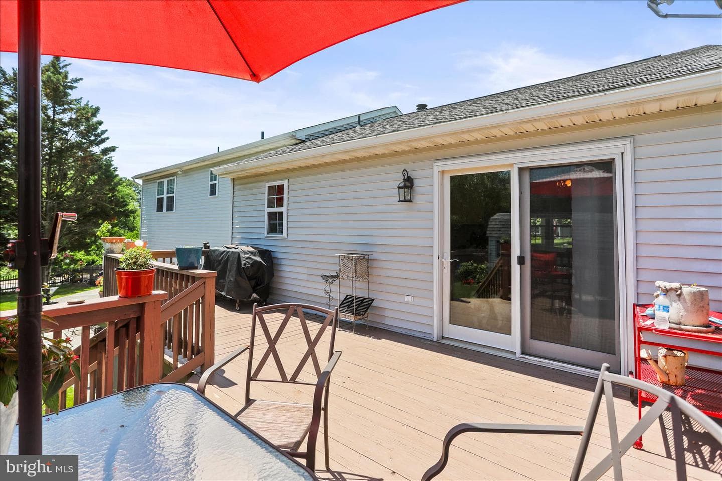 17 Ecker Avenue photo 45