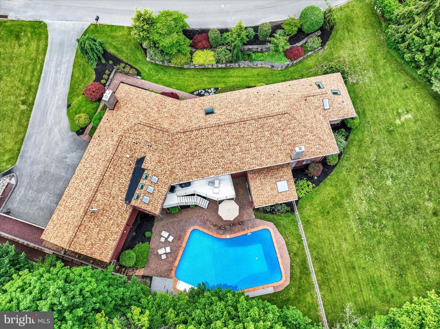 167 N Strathcona Drive photo 58