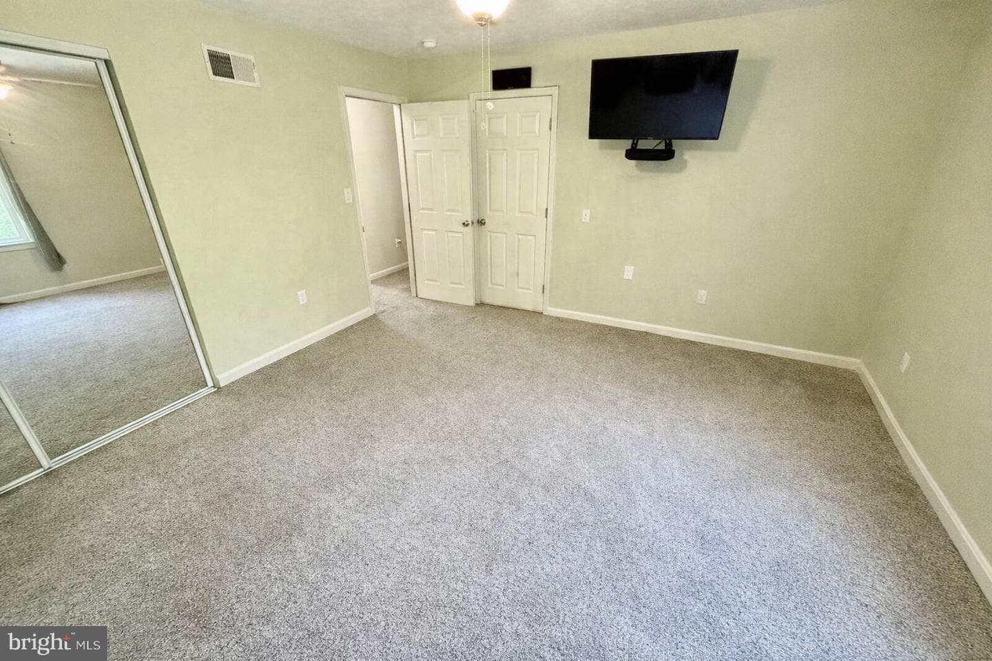 485 Crossing Way photo 21