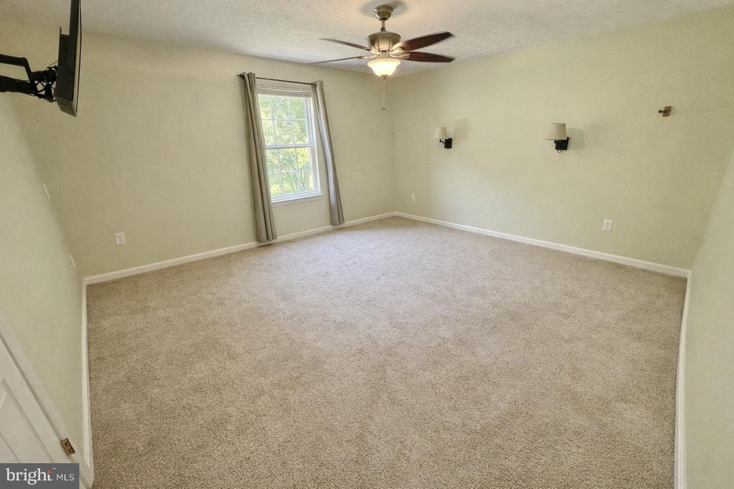 485 Crossing Way photo 22