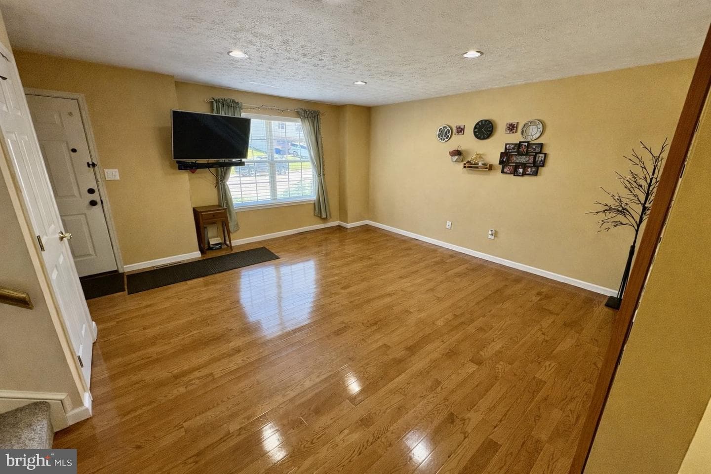 485 Crossing Way photo 26