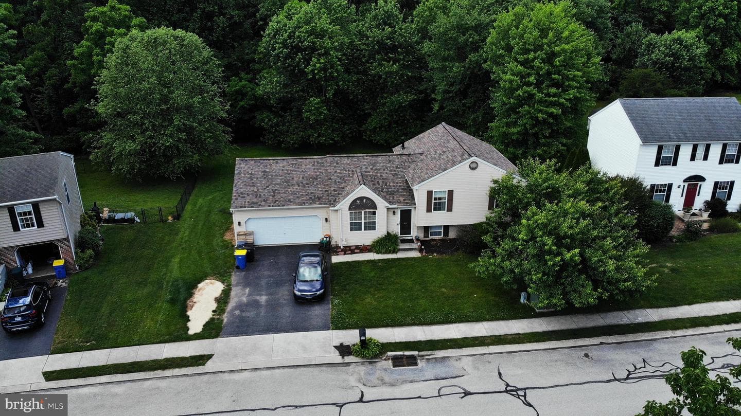 485 Crossing Way photo 30