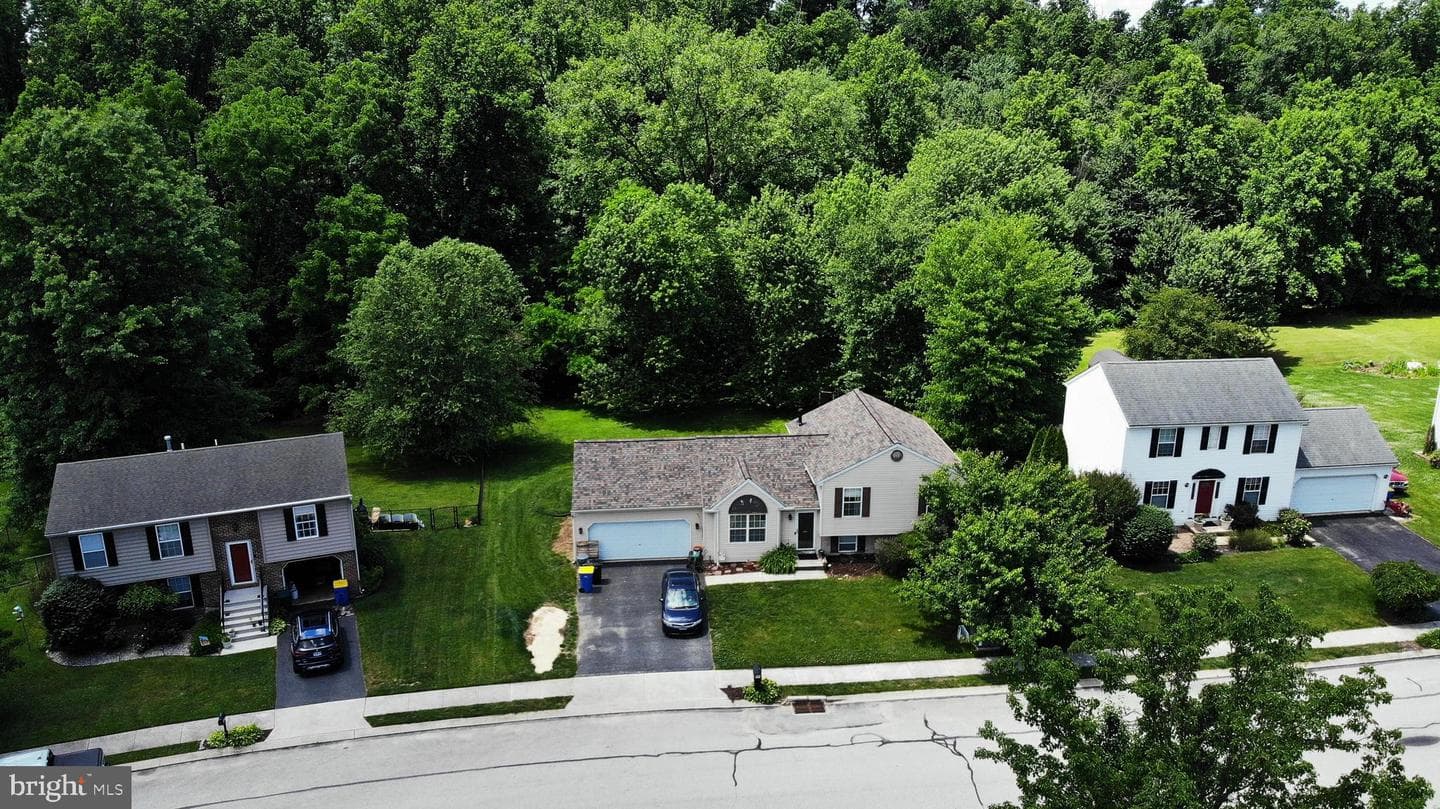 485 Crossing Way photo 36