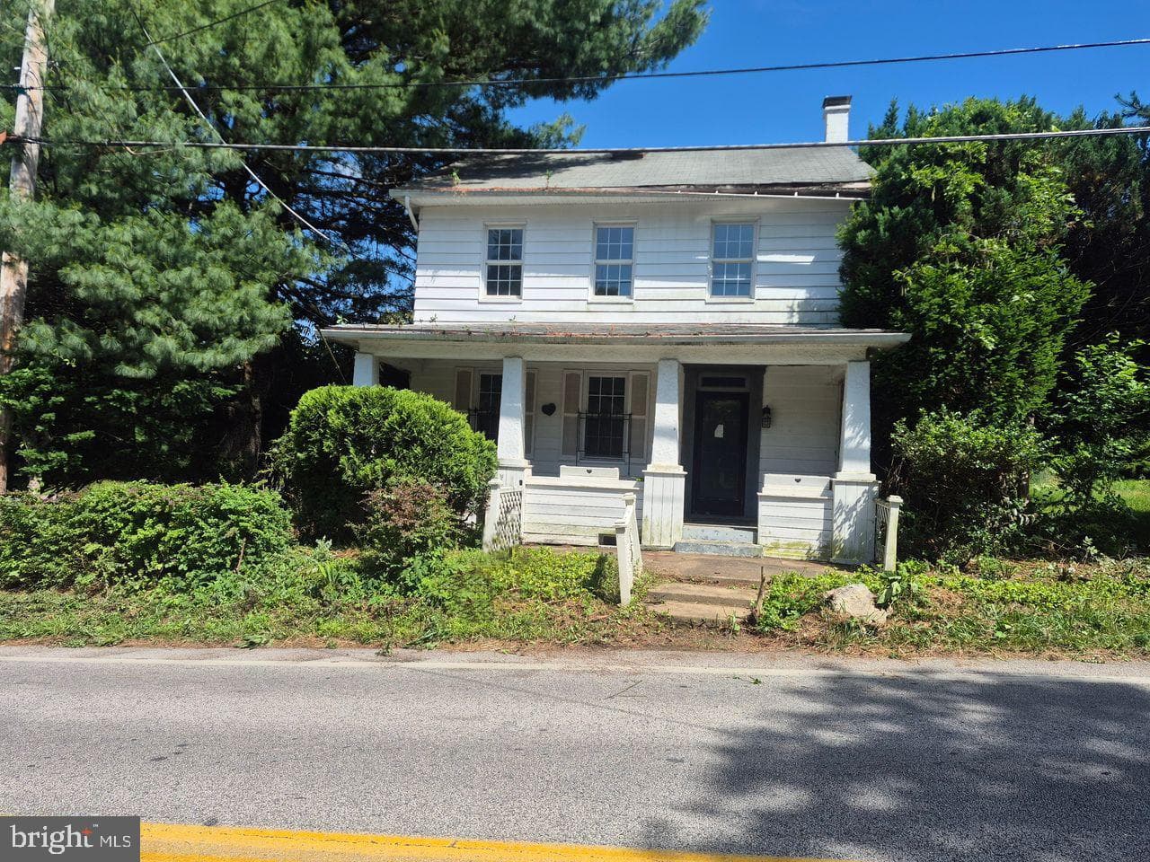 486 Lewisberry Rd photo 1