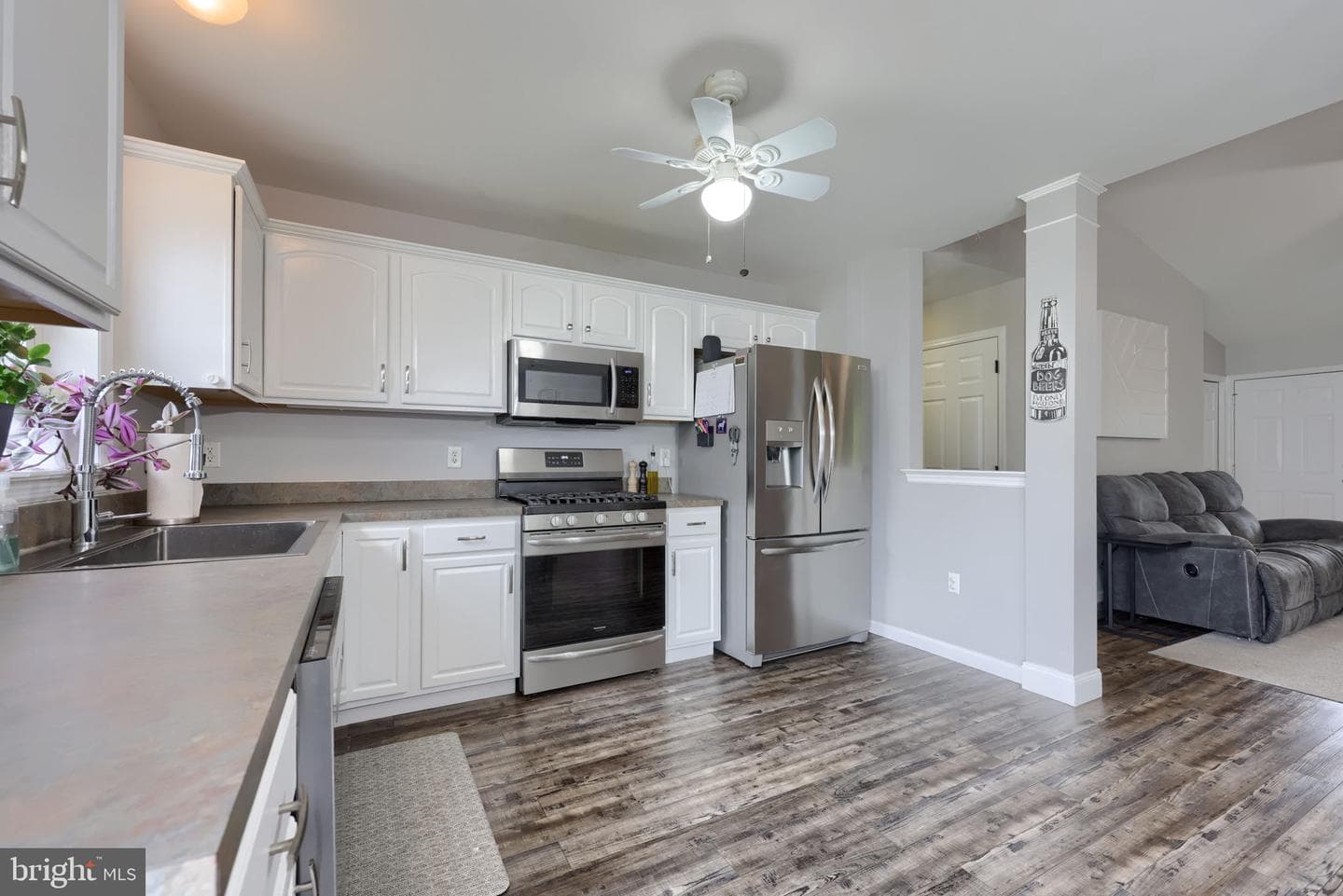 75 Joan Drive photo 14