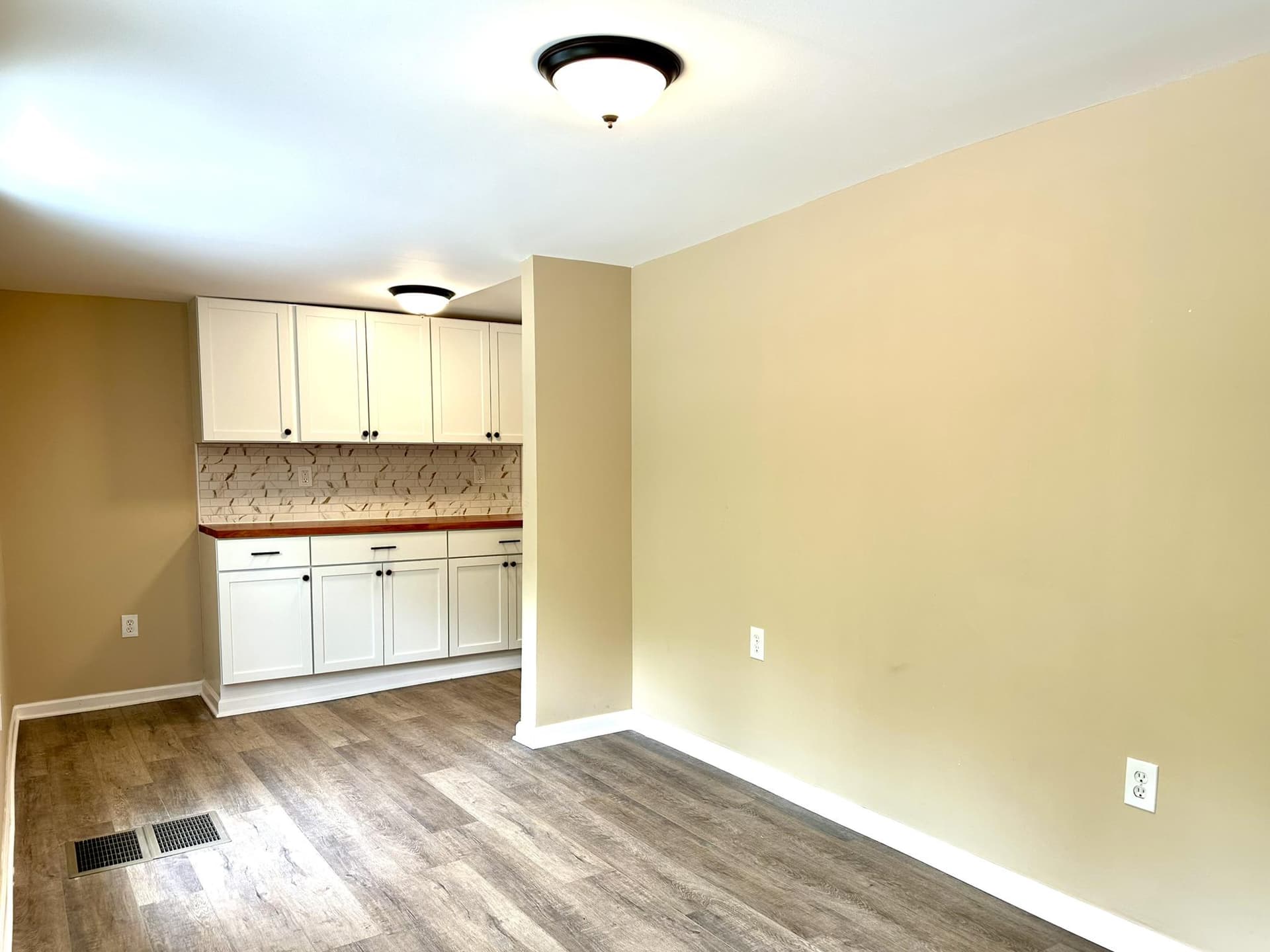 645 Park Street photo 3