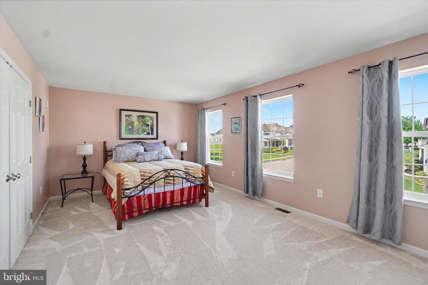 2570 Carriage Lane photo 18