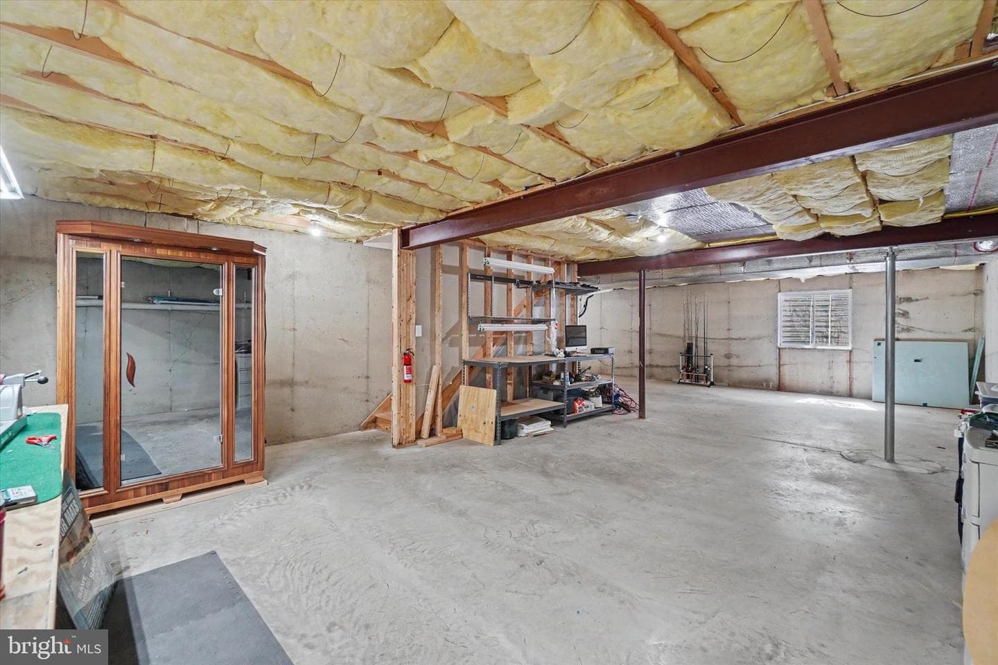 2570 Carriage Lane photo 22