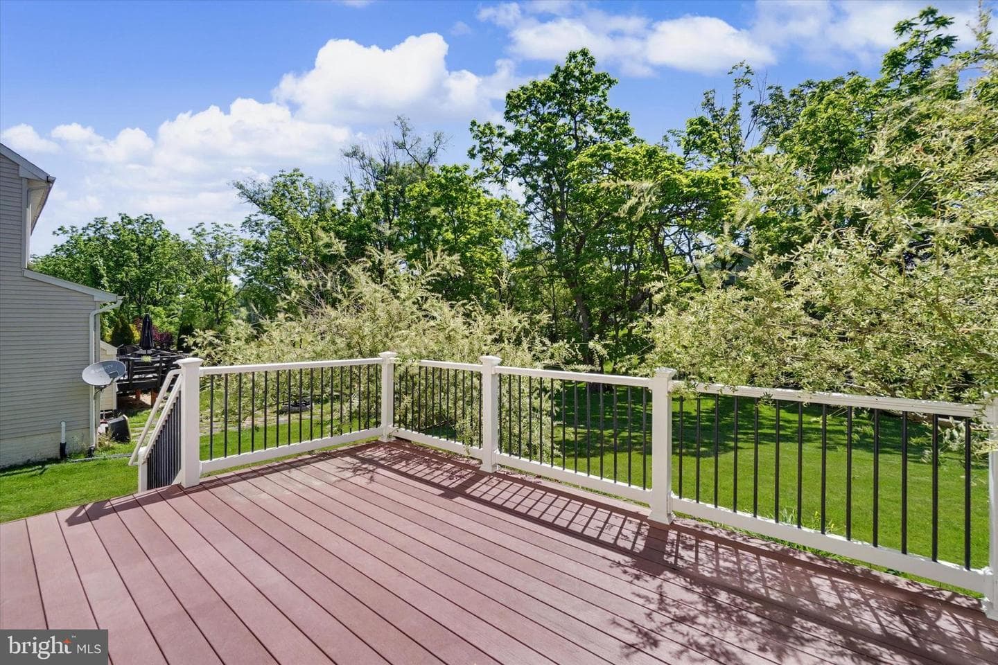 2570 Carriage Lane photo 23