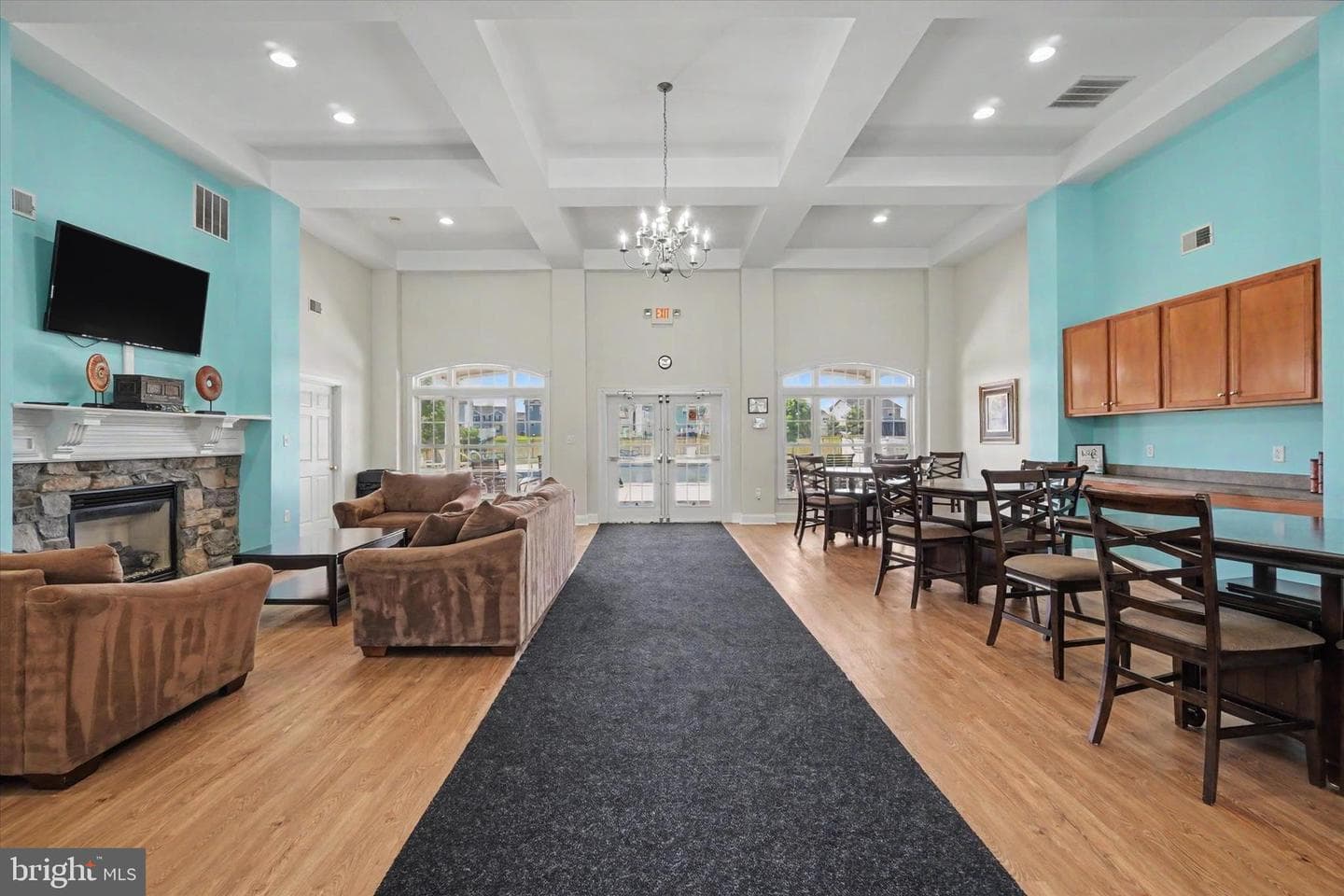 2570 Carriage Lane photo 33
