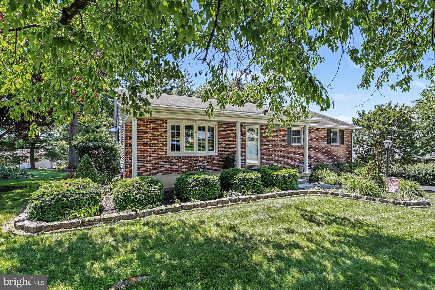 150 Maylyn Avenue photo 3